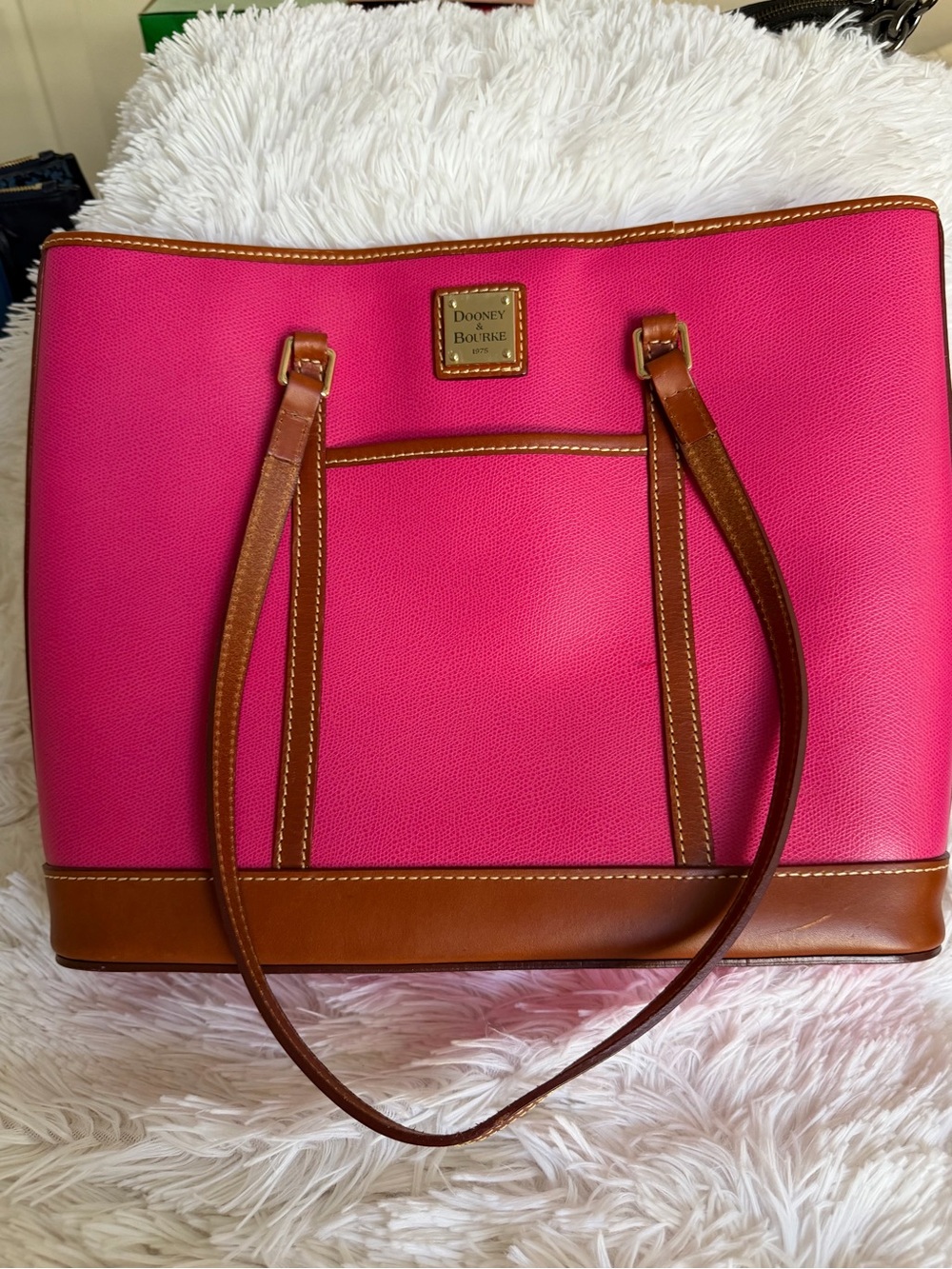 Dooney & Bourke Claremont Cynthia Tote – Fuchsia & Tan Leather
